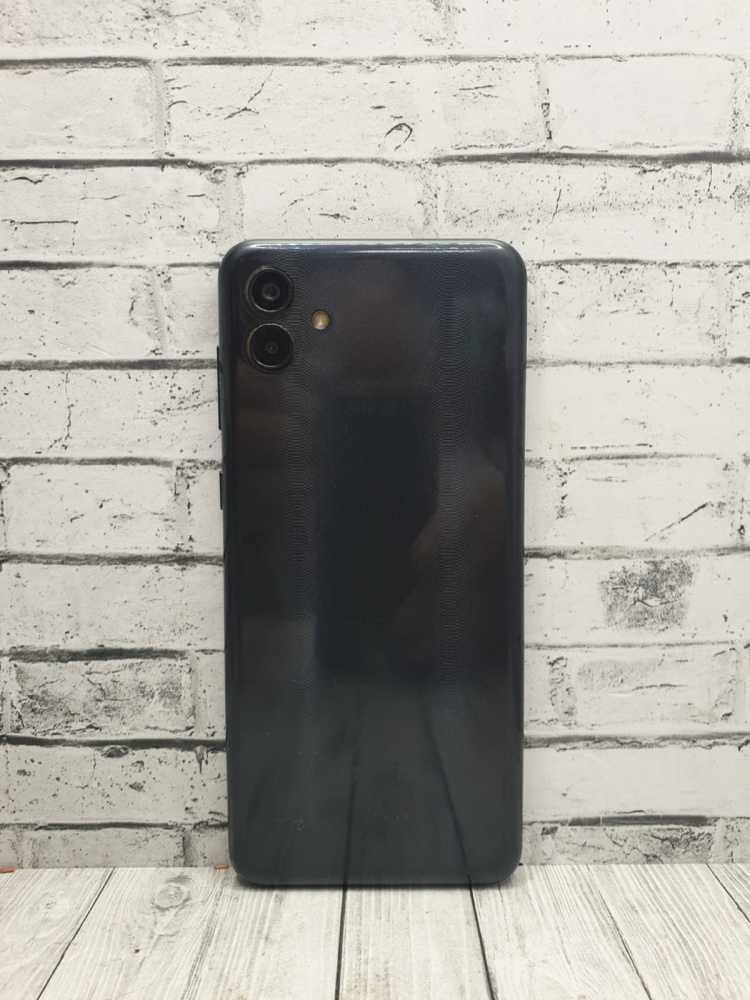 Смартфон Samsung A04 3/32