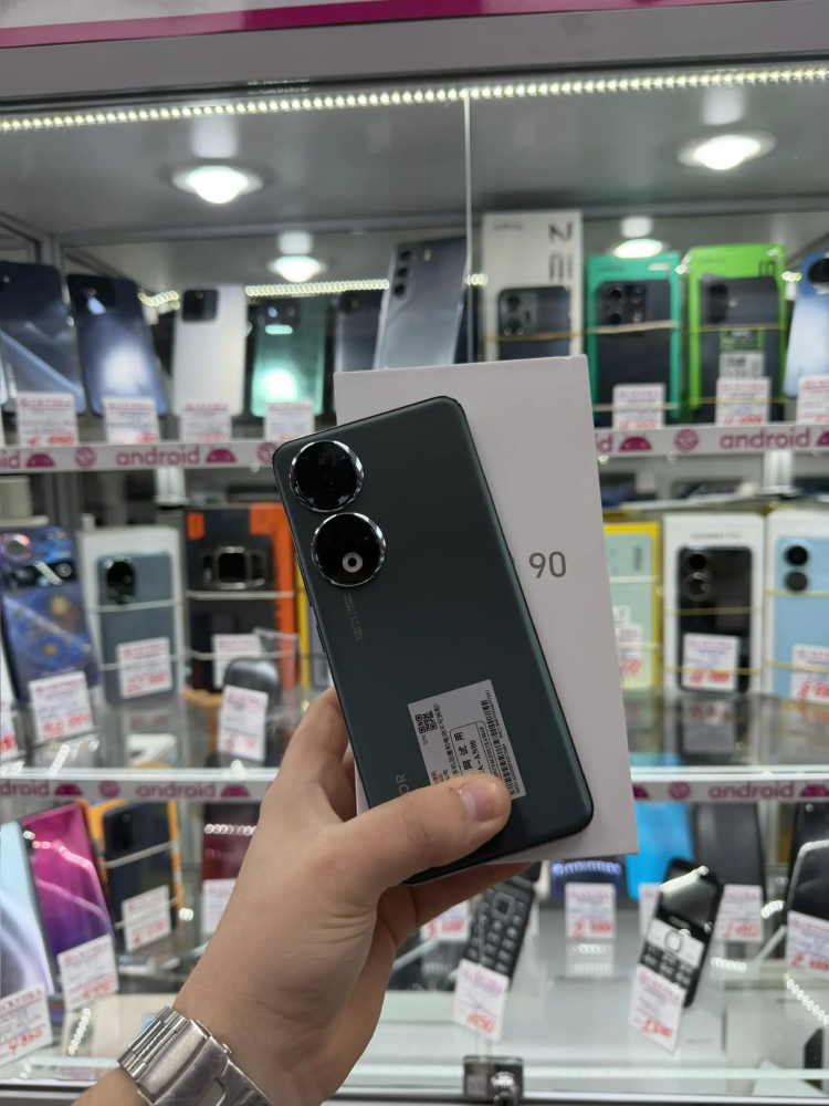 Смартфон Honor 90 16-256gb