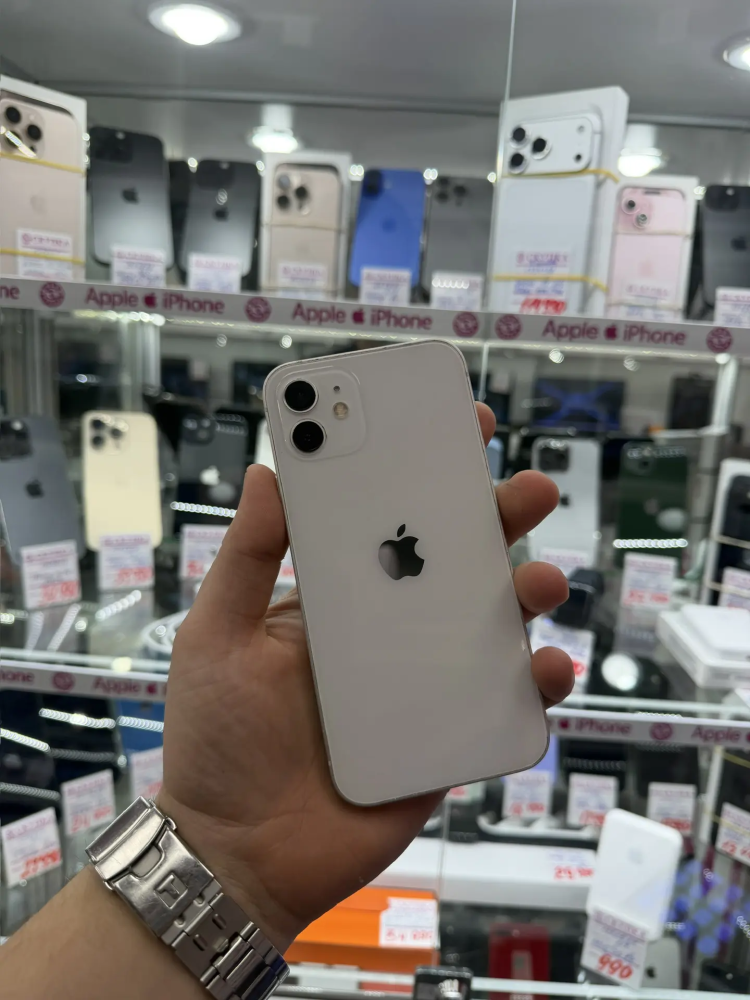 Смартфон iPhone 12 64 Gb -