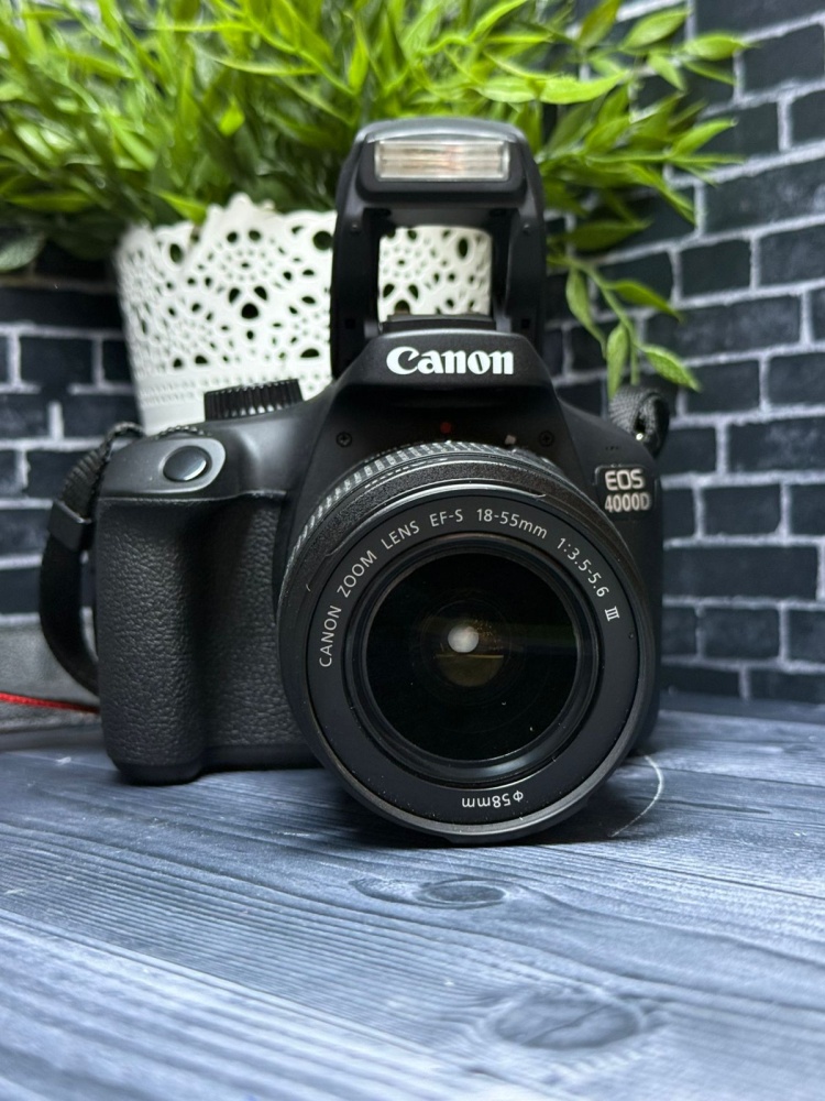 Фотоаппарат Canon 4000D